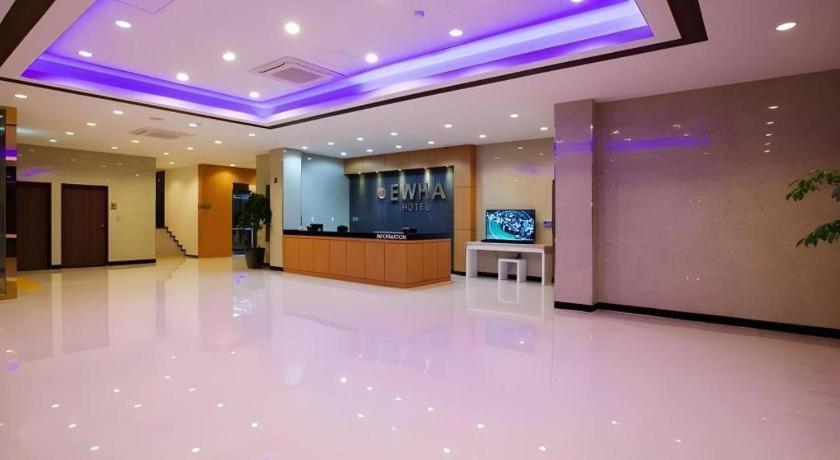 Ewha Hotel Jeju Bagian luar foto