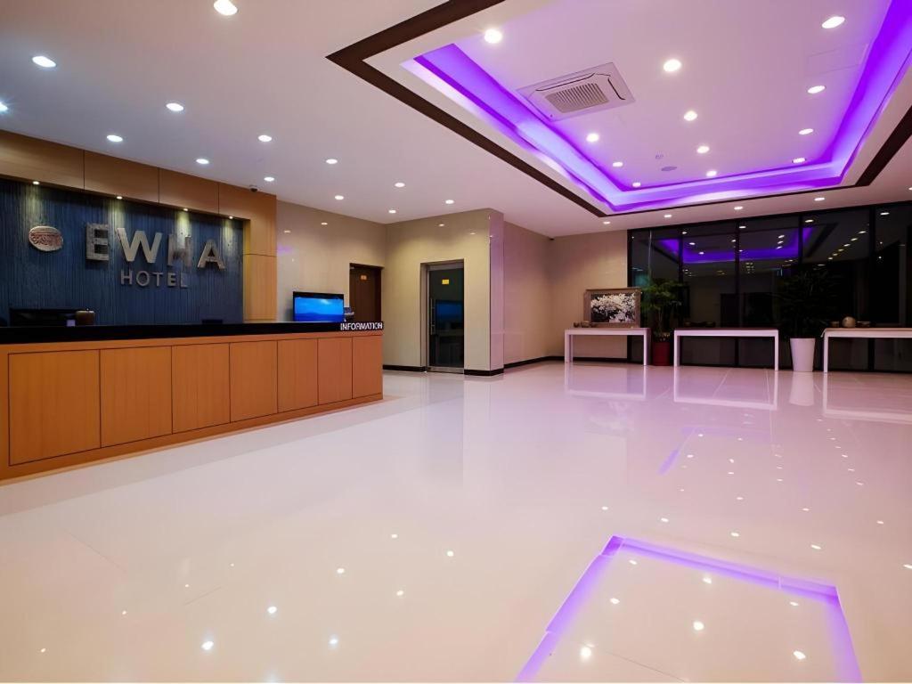 Ewha Hotel Jeju Bagian luar foto